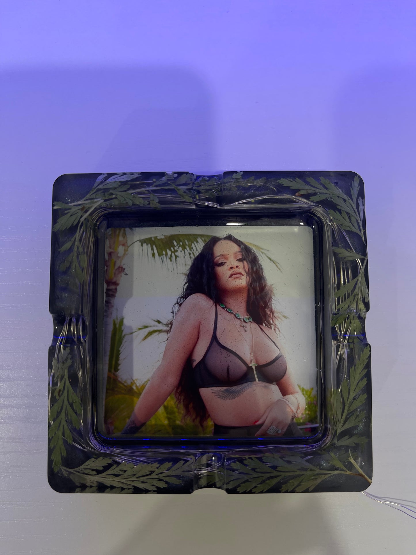 Rihanna| Tropical Thoughts Light Up Resin Ashtray