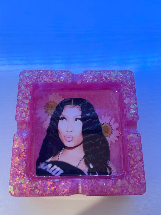 Nicki Minaj| Pink Kissies Glitter Resin Ashtray