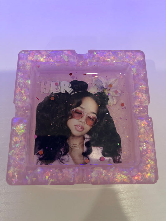 HER | I'm She Pinkish Purple Resin Ashtray