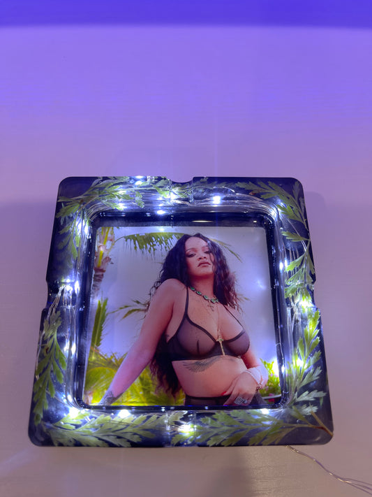 Rihanna| Tropical Thoughts Light Up Resin Ashtray