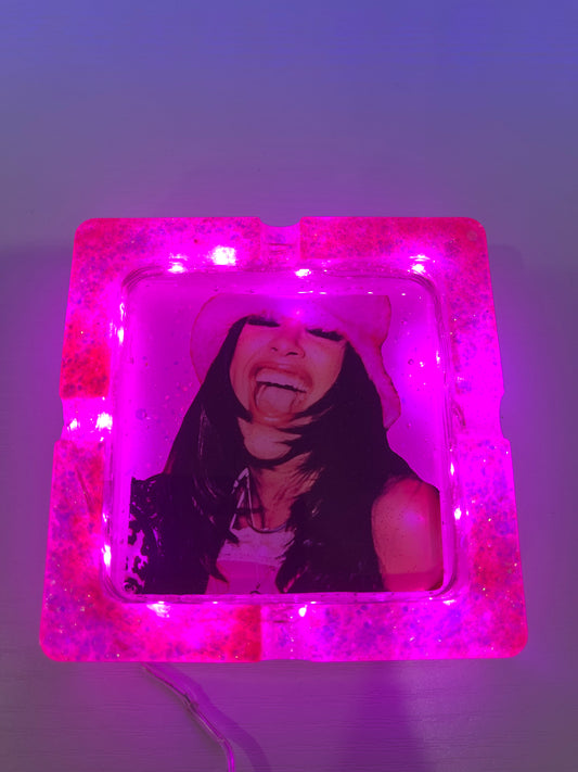 Aaliyah| Pinkaaliyah! Light Up Resin Ashtray